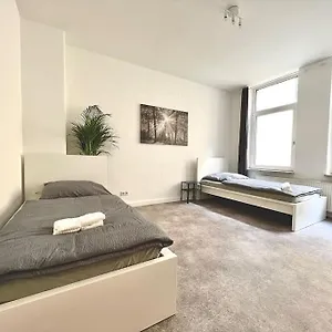 Apartment 7 Betten Zentrale Lage Bahn Messe, Hannover